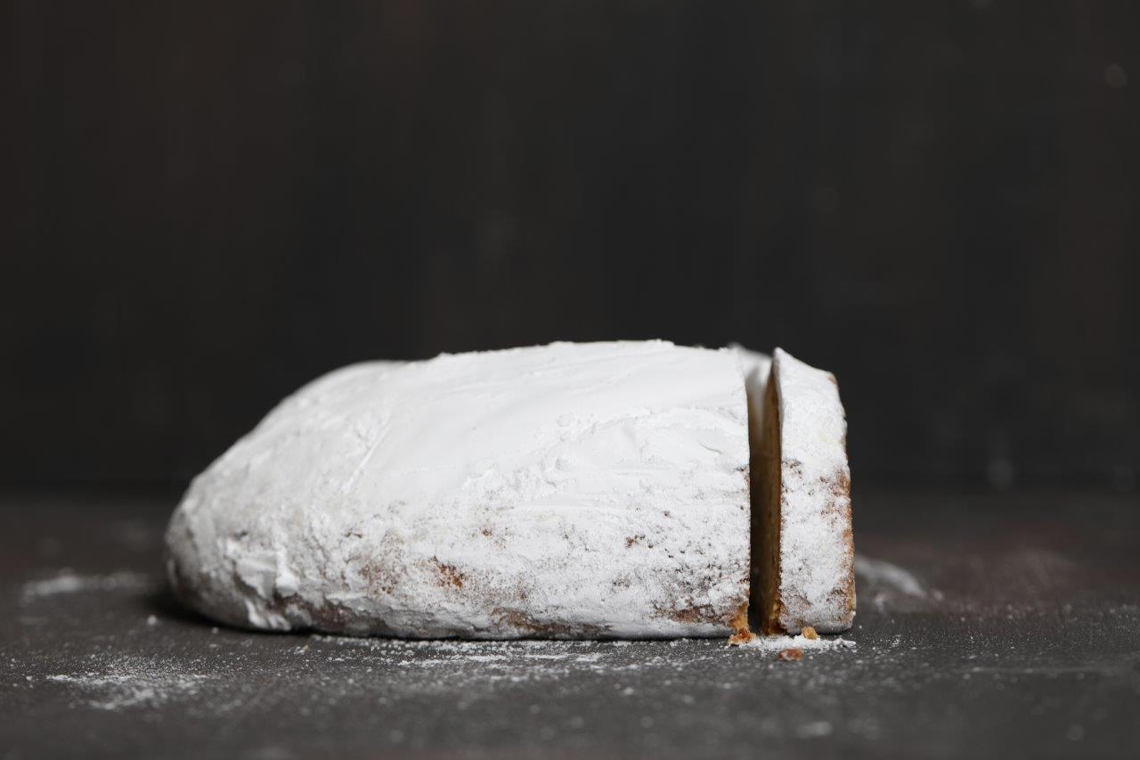 750g / Halber Stollen eigene Herstellung